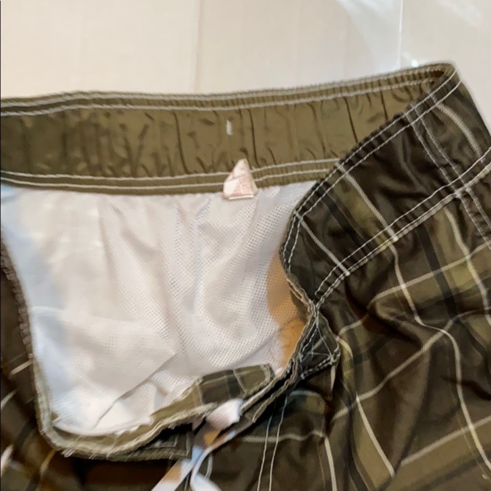 SWIM TRUNKS - Picture 3 of 4